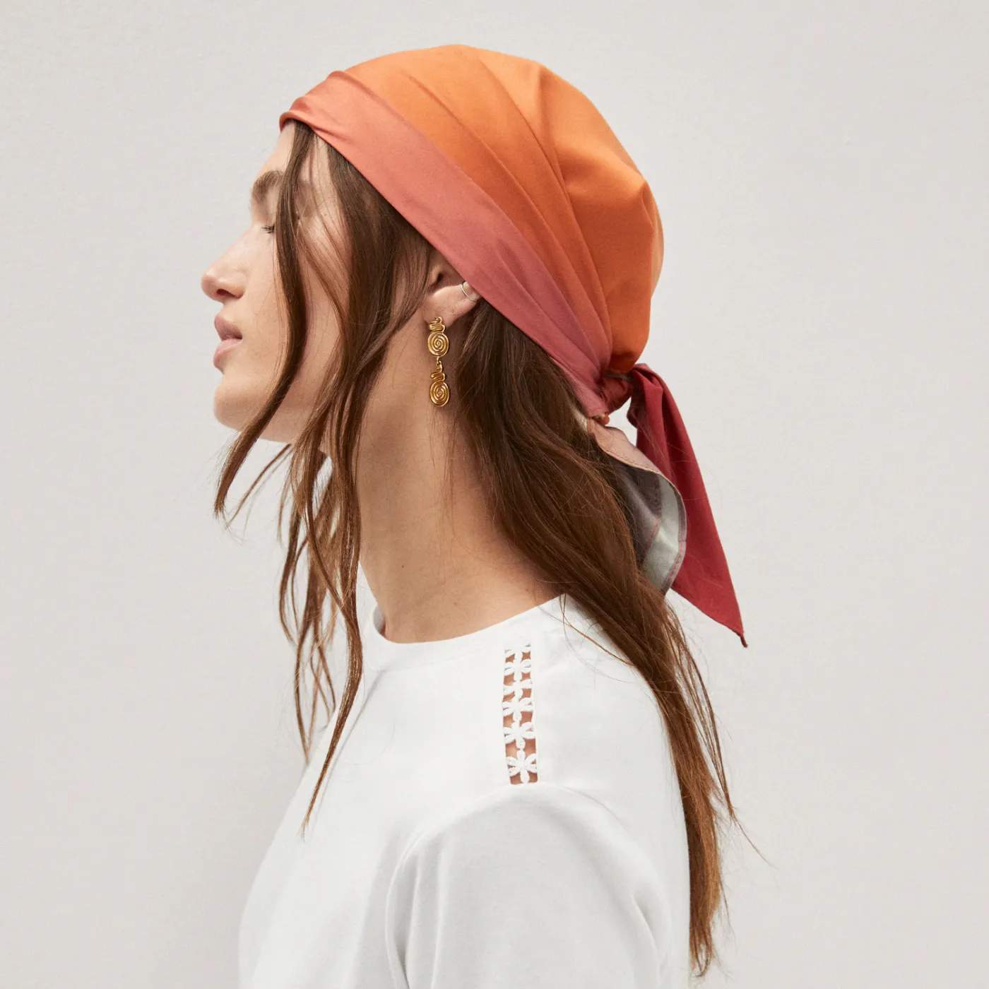 Embroidered White Cotton T-Shirt - 图片 3
